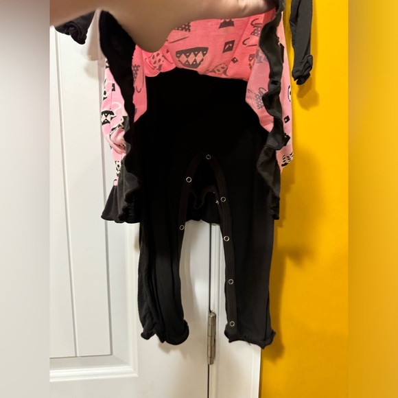 Kickee pants “tea time” bamboo dress with built in snap pants - Picture 2 of 4